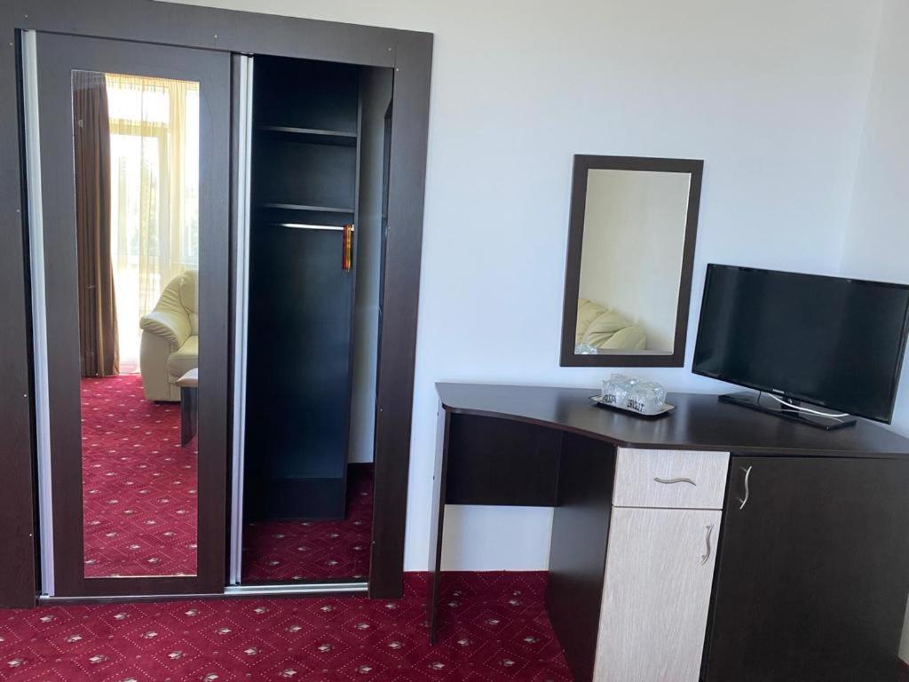 אפורי נורד Complex Hotelier Felix - Perla Marii מראה חיצוני תמונה